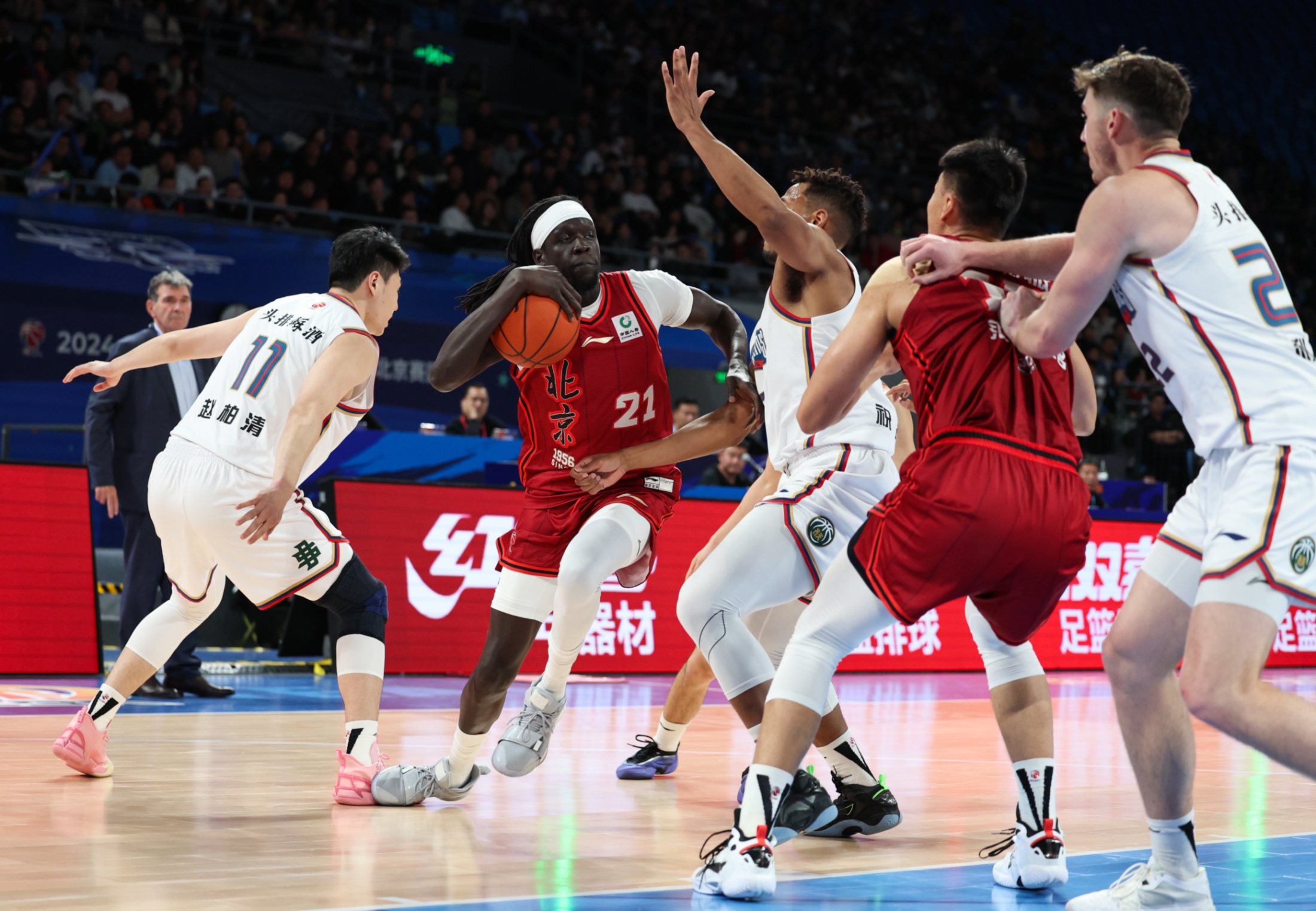 九游电脑版-北京首钢赛前篮板制胜，志在CBA季后赛名次提升，气氛紧张，年轻球员得到机会的简单介绍-九游电脑版